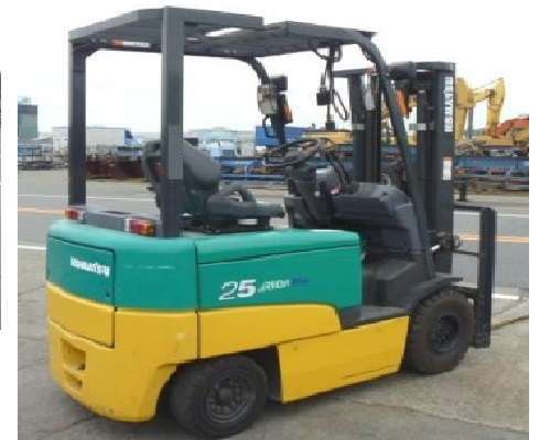 xe-nang-dien-komatsu-2-5-tan-gia-re