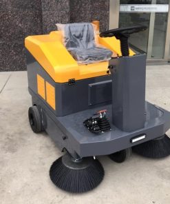 Xe quét hút bụi ngồi lái MAGNUM MN-1250